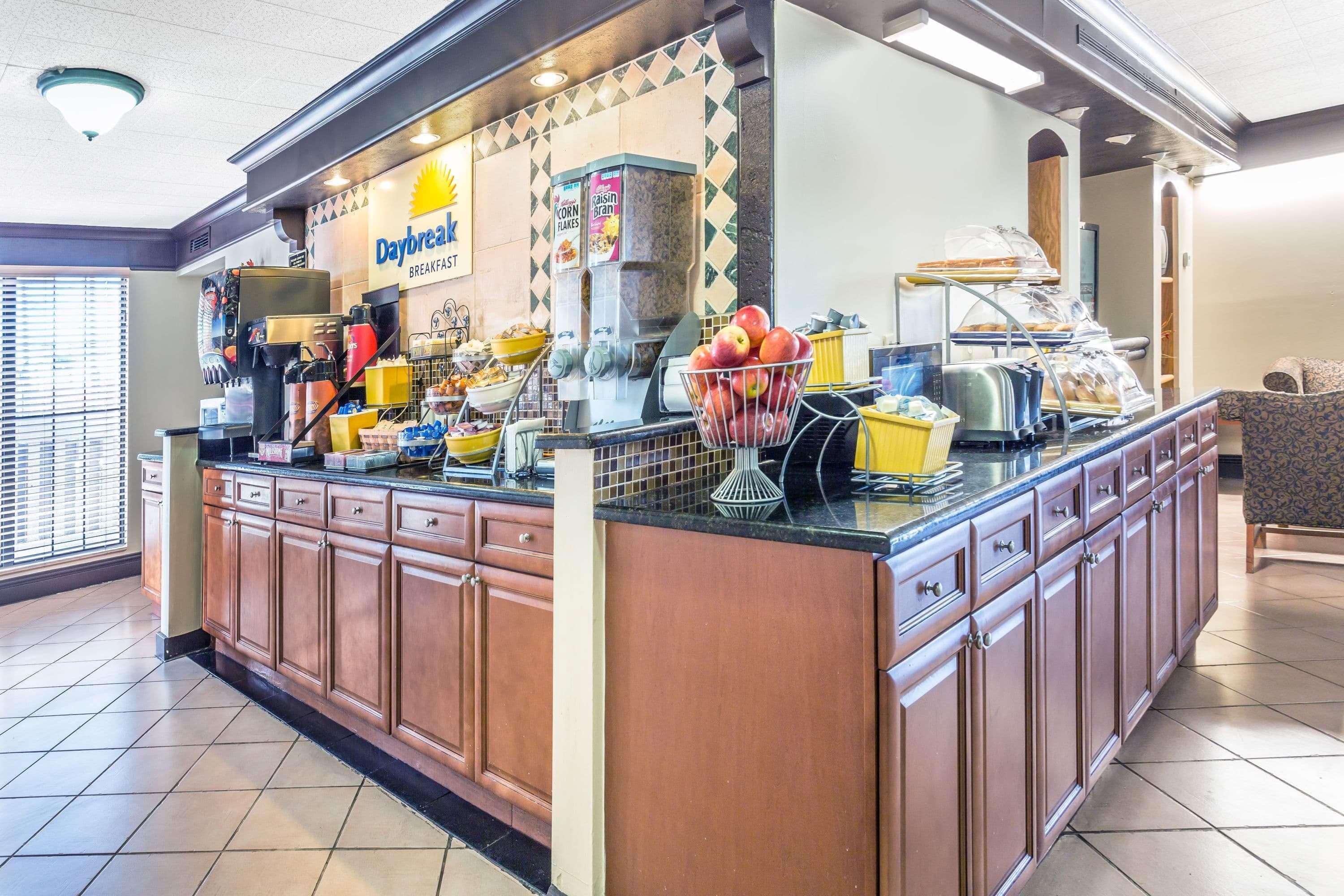 Econo Lodge Richmond-North Chesterfield Zewnętrze zdjęcie