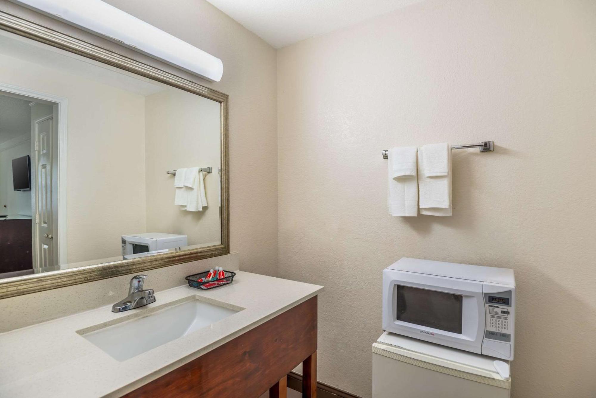 Econo Lodge Richmond-North Chesterfield Zewnętrze zdjęcie